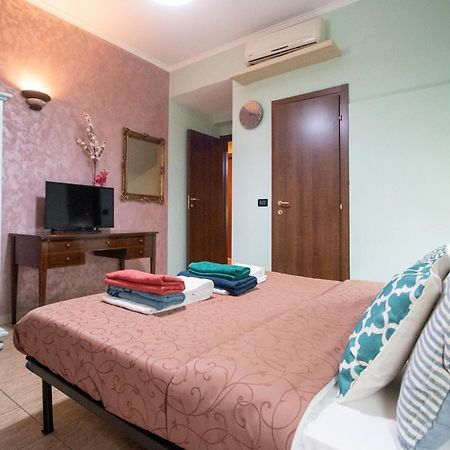B&B Colorful Suite Yard Roma Exterior foto